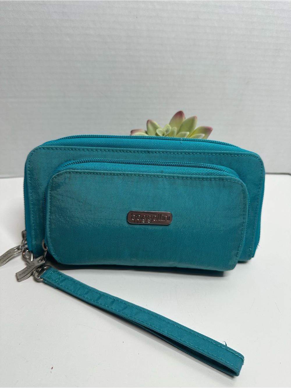 Teal Wristlet Organizer - Compact Women's wallet